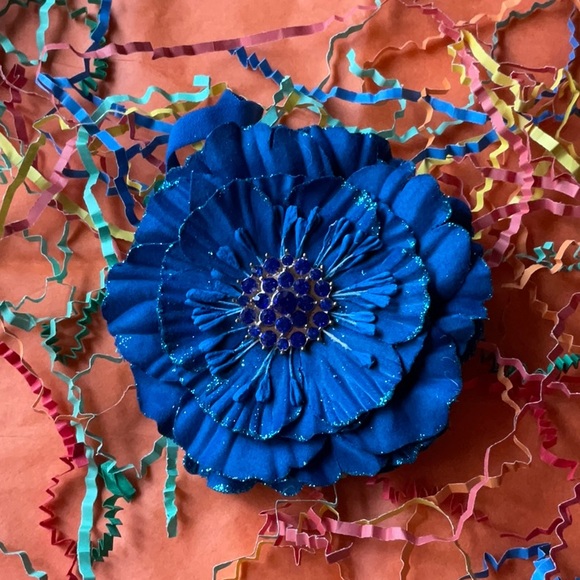 💙 TIEKS BLUE FLOWER 💙 NWOT 💙 - Picture 6 of 16